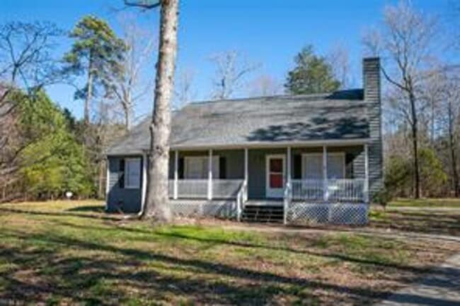 Photo - Call Sabrina at 757-767-0767 for more information House