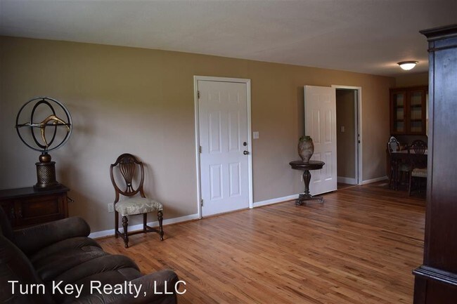 Building Photo - 3 br, 2 bath House - 30950 Highway 25