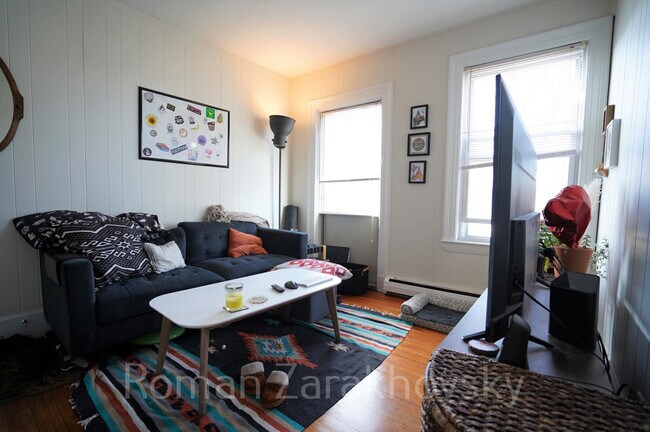 Foto del edificio - 1 Ashford Ct