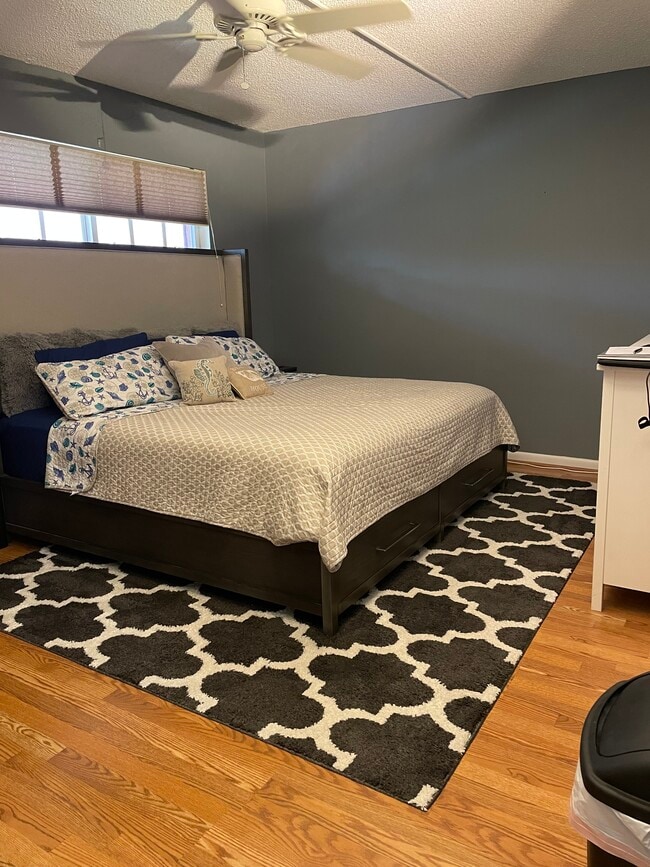 Building Photo - 640 Tennis Club Dr