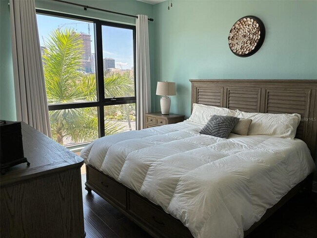 Foto del edificio - 130 8th St N