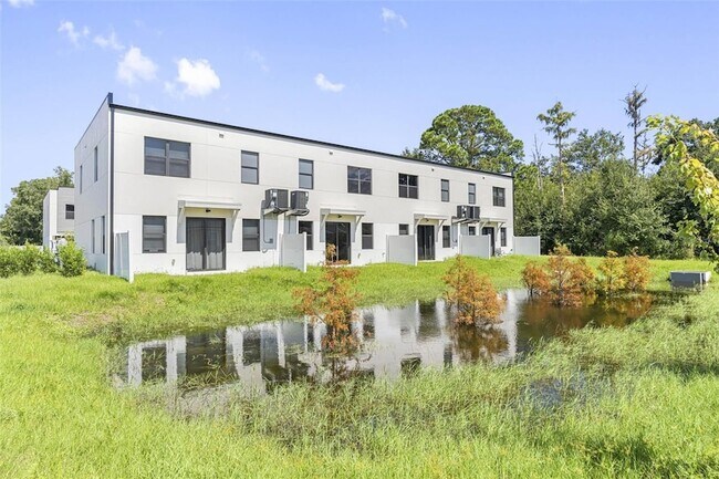 Foto del edificio - 4338 Villa Alina Ct