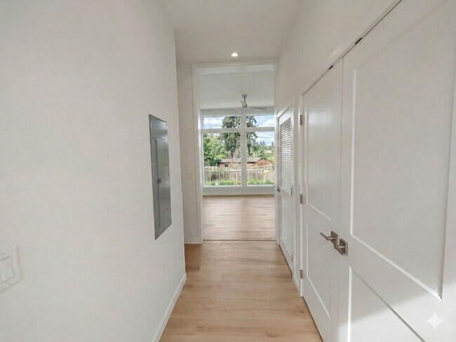 Foto del edificio - Fully Fenced Private Single-Level 2x2 Retreat in Bend with Bonus Office Nook!