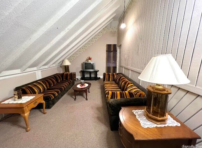 Foto del edificio - 918 W 13th Ave