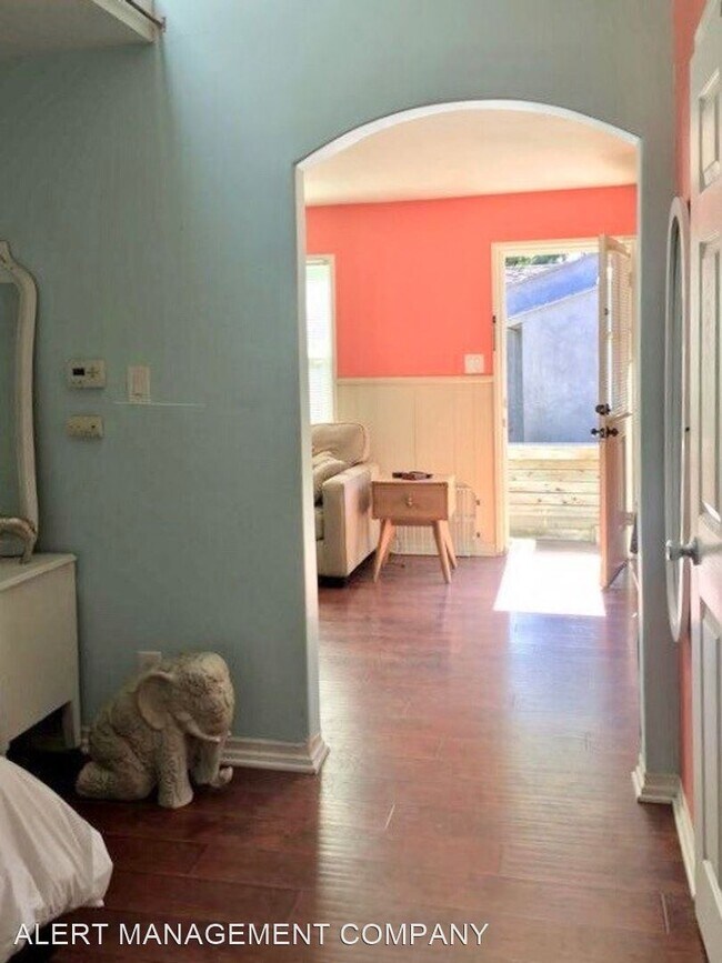 Foto del edificio - 61 S Crimea St