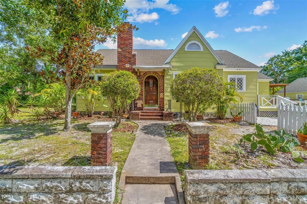 Foto principal - 629 24th Ave N