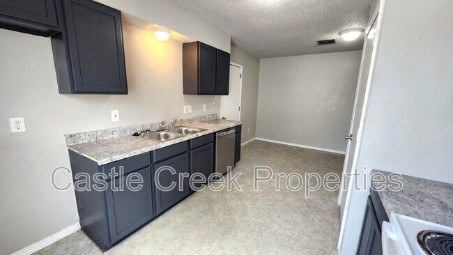 Foto del edificio - 425 NW 120th St