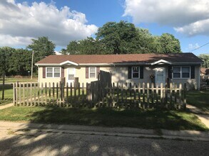 Building Photo - 4207-4205 8th St