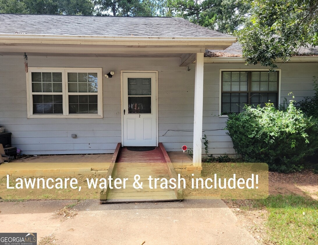 Foto principal - 8 Candlewood Terrace NE