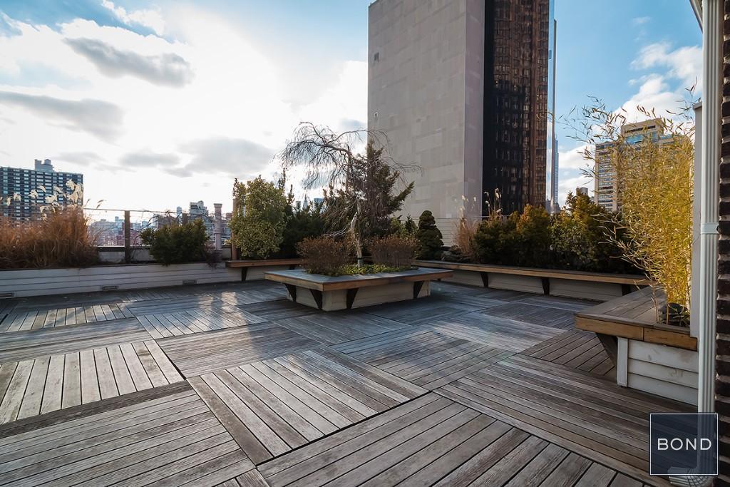 Foto del edificio - 301 E 38th St