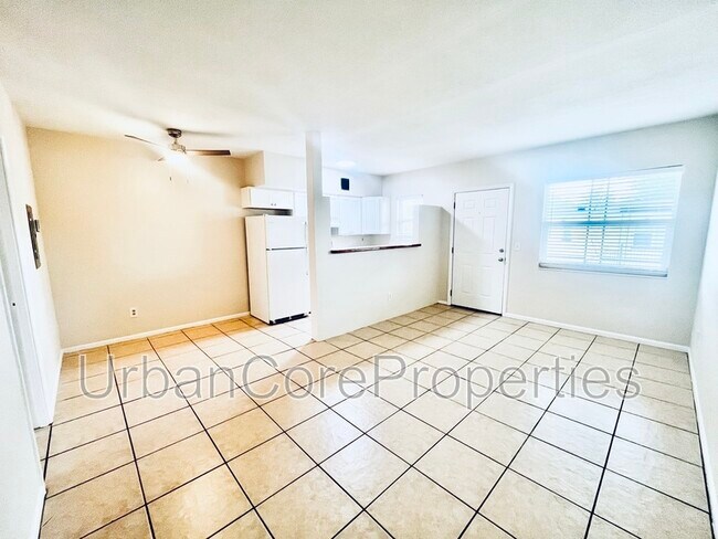 Foto del edificio - 115 7th Ave N