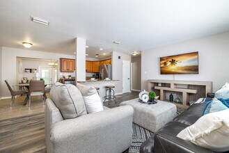 Building Photo - 2454 Whitman St