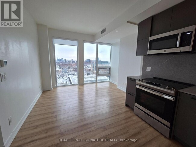 Building Photo - 135 E Liberty St