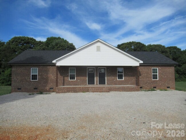 Foto del edificio - 403 Northbrook III School Rd