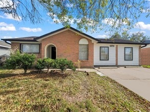 Building Photo - 12711 Greenshire Dr