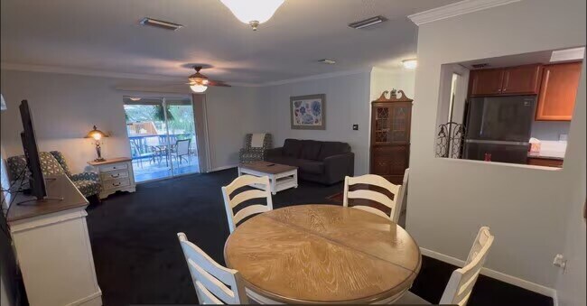 Foto del edificio - 4143 Shore Acres Blvd NE