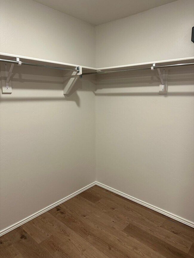 Foto del edificio - *Move In Promo* BRAND NEW Three Bedroom | ...