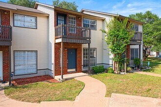 Building Photo - 1815 River Crossing Cir