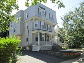 Building Photo - 53 Pearl St
