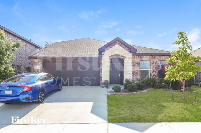 Foto principal - 11913 Rustling Oaks Dr