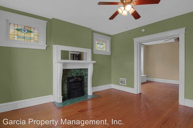Building Photo - 3122-3124 Lackland Ave