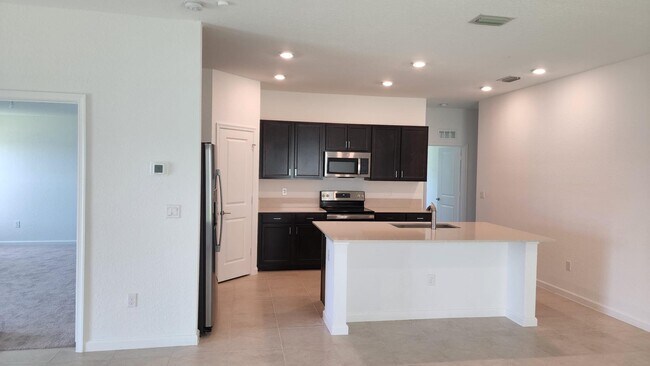Building Photo - 788 Worlington Ln