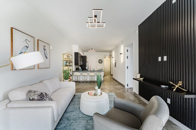 Foto del edificio - 2750 Griffin Rd