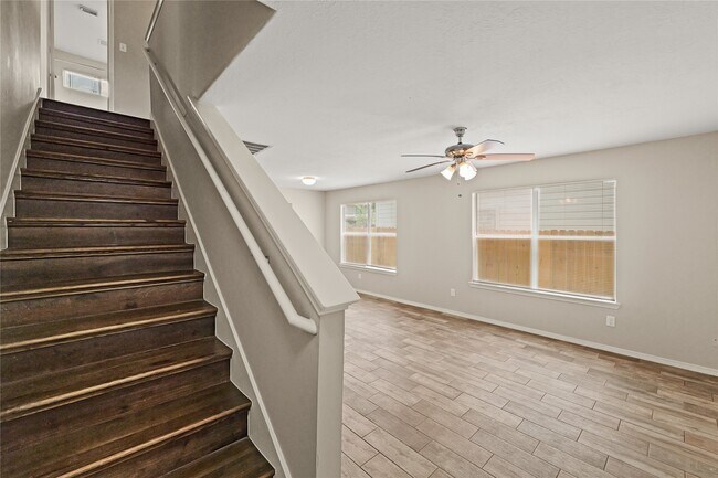 Foto del edificio - 21826 Siberian Elm Ln