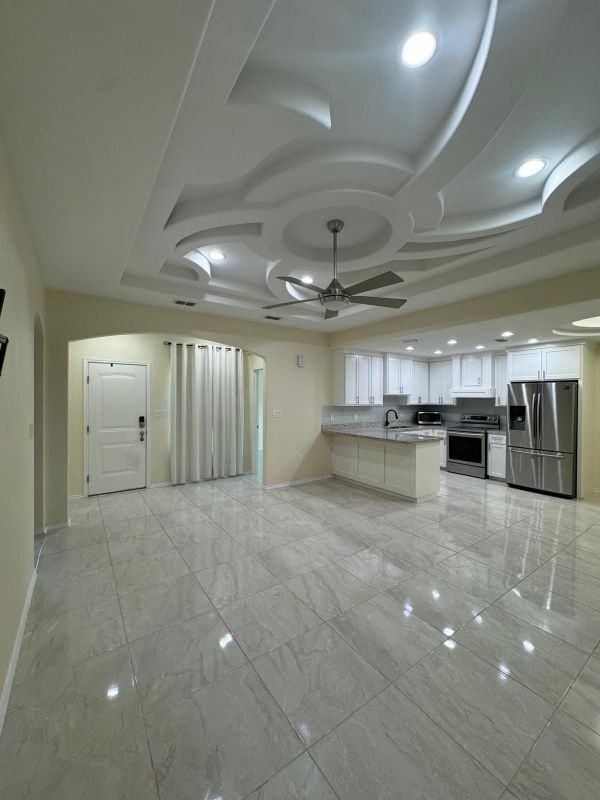 Foto del edificio - 100 Freestone St