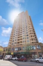 Building Photo - 1464 S Michigan Ave