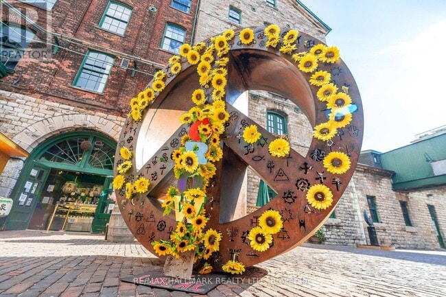 Photo du bâtiment - 35 Parliament St