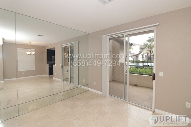 Foto del edificio - 2 Bed, 2 Bath Condo AVAILABLE NOW!