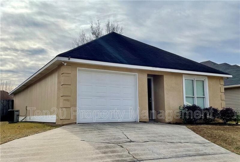 3801 Holland Ct, Phenix City, AL 36867 House Rental in Phenix City