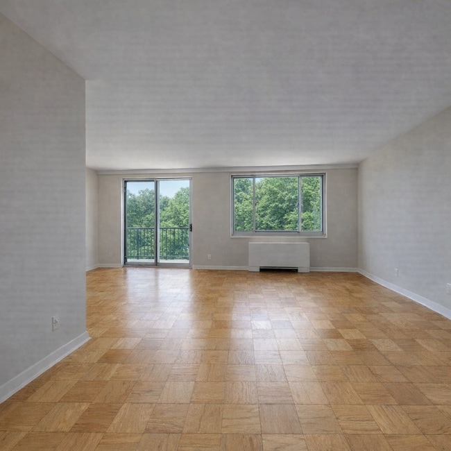 Open floor plan - 1900 Lyttonsville Rd