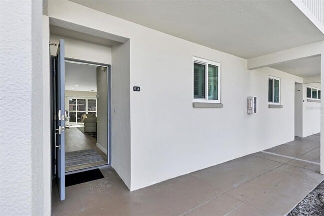 Building Photo - 500 S Washington Dr