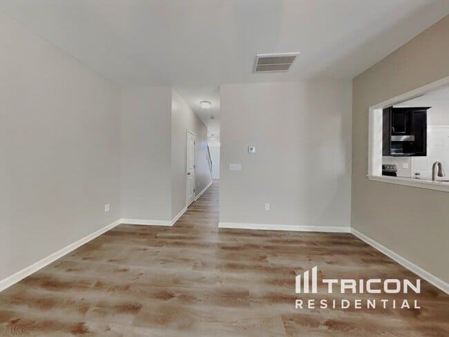 Building Photo - 97 Mystery Hill Ct