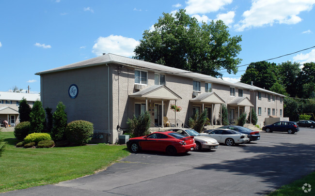 Building Photo - Timberlane Apartments