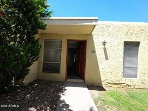 Building Photo - 6540 N 7th Ave