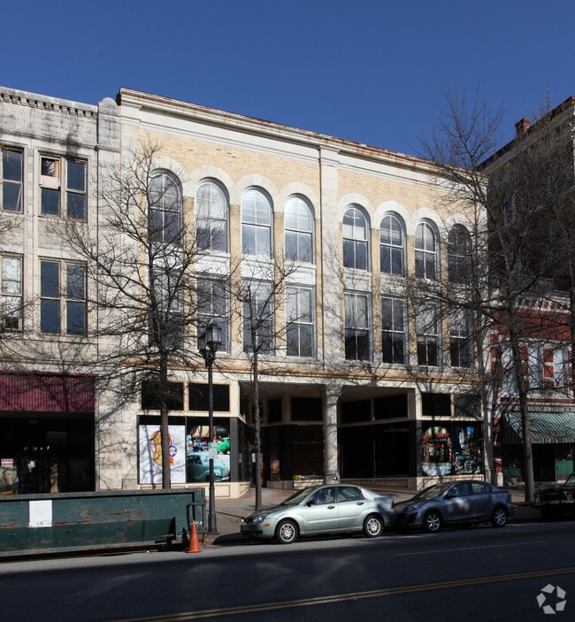 Building Photo - 369-371 2nd St