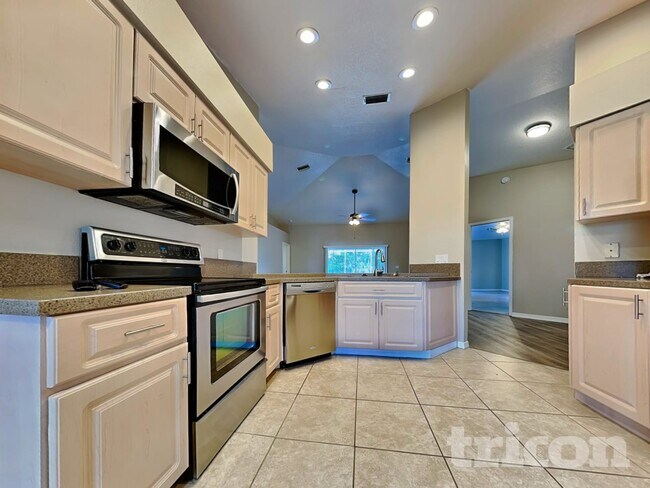 Foto del edificio - 1748 Pembrooke Way