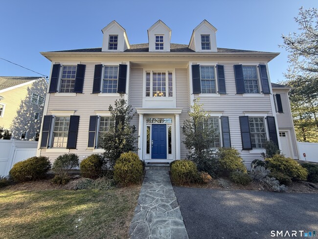 Building Photo - 59 Crescent Rd