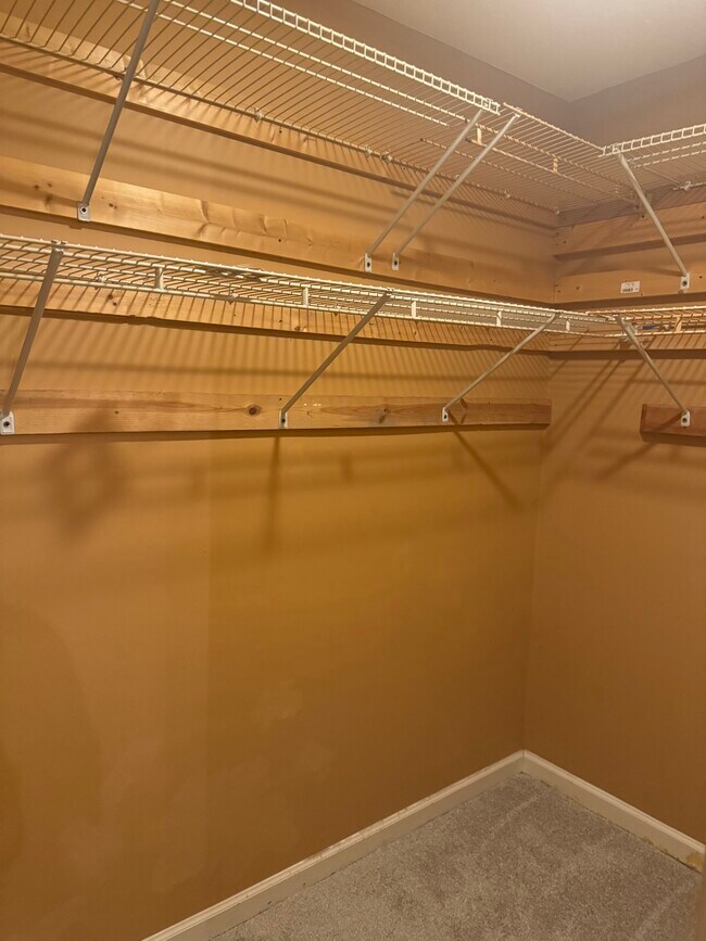 Foto del edificio - 2641 Parkside Way