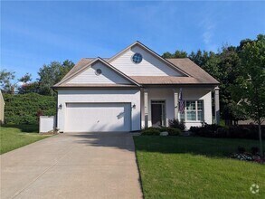 Building Photo - 4920 Hidden Meadow Dr