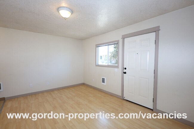 Foto del edificio - SE Arista Dr - 1 bedroom apartment in the ...