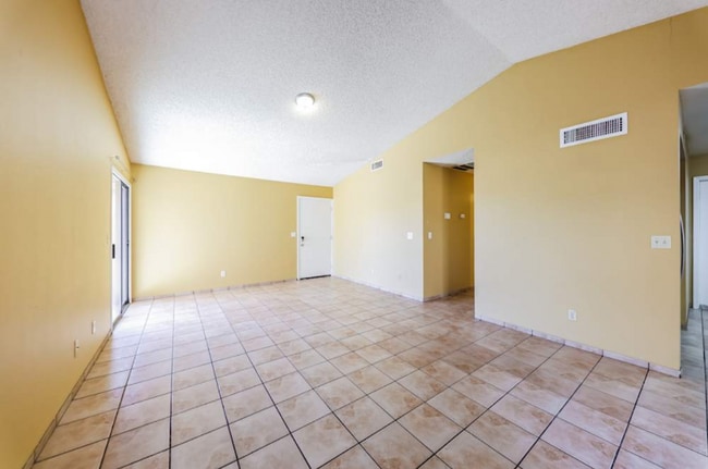 Building Photo - 4545 N 67th Ave