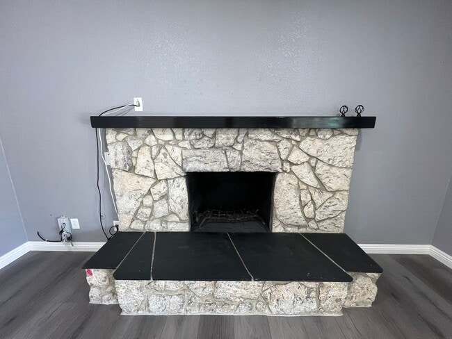 Foto del edificio - 8607 Monte Vista St