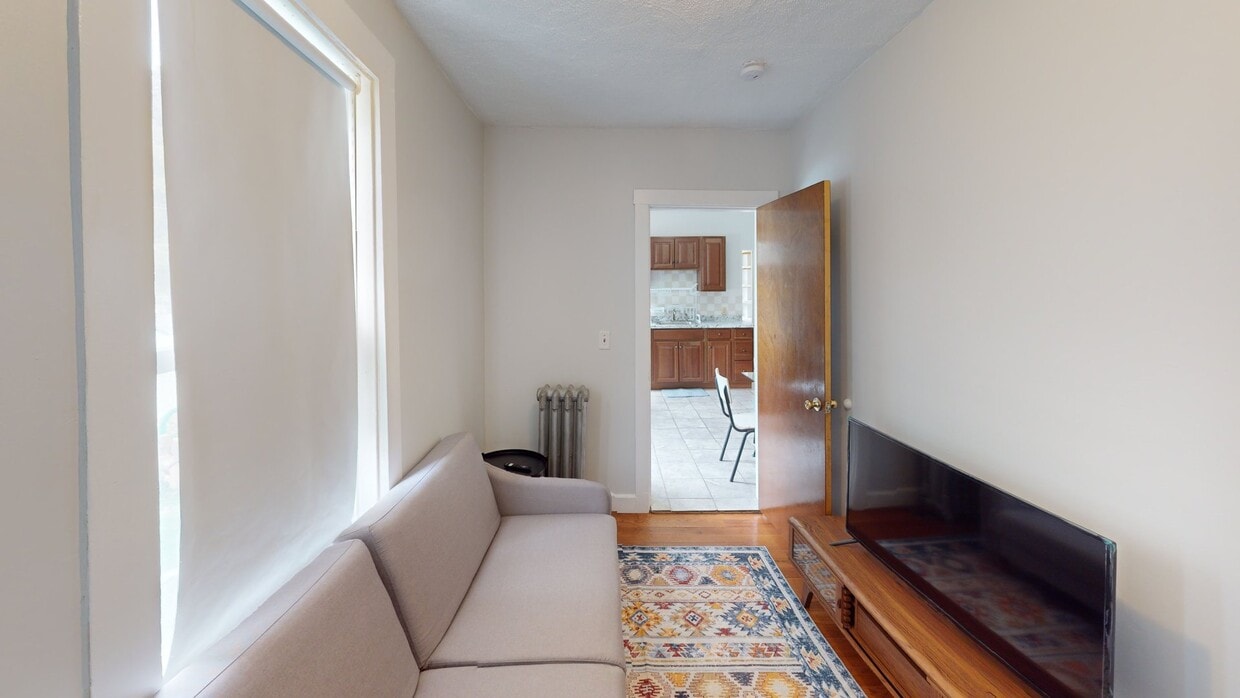 Photo - Room in Shared 4 bed/1 bath home