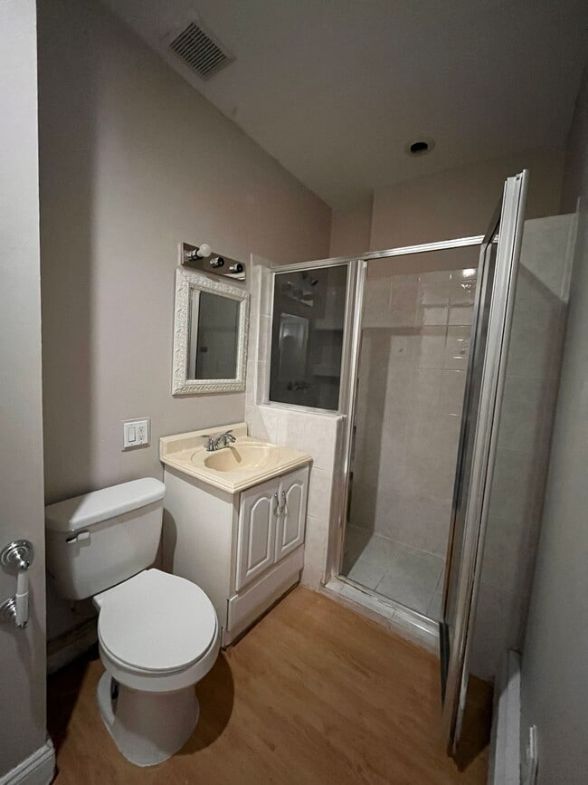 Foto del edificio - 79 E 25th St