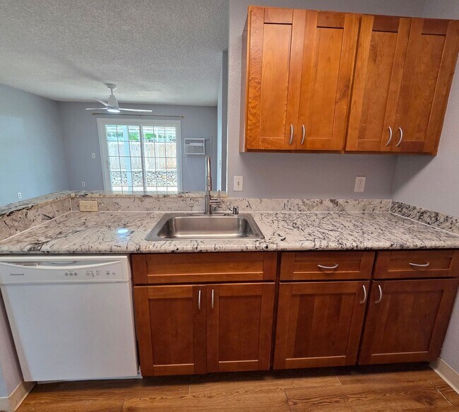 Foto del edificio - Downstair 2/1.5 Condo in South Kihei