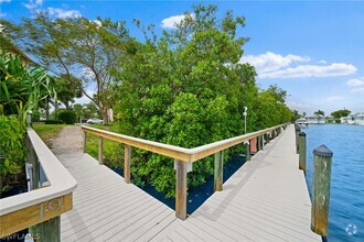 Building Photo - 3041 Sandpiper Bay Cir